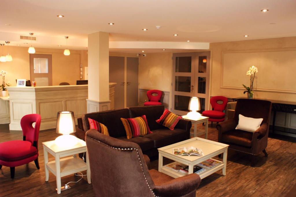 Logis Saint Simond Hotel