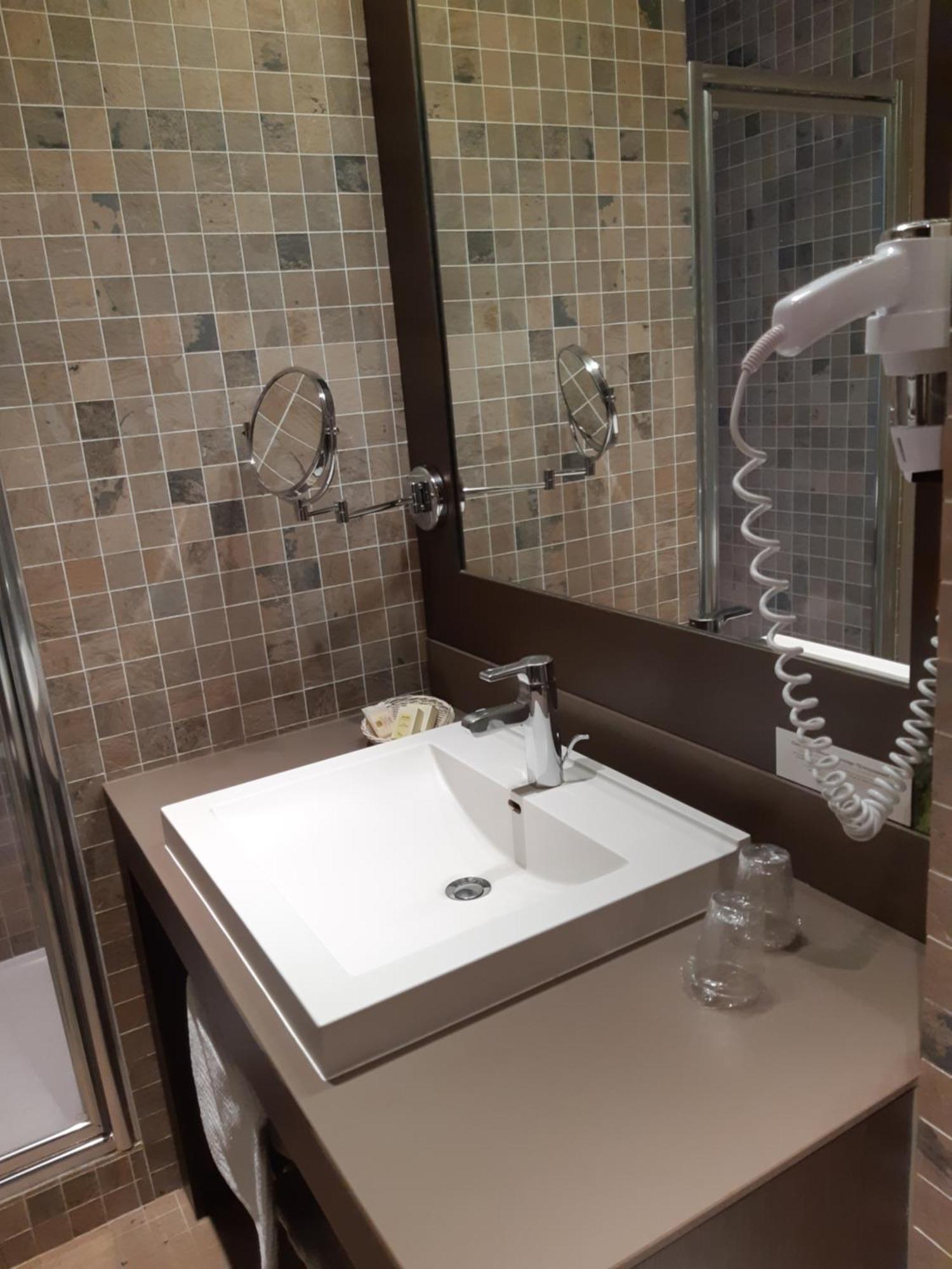 Logis Saint Simond 3*