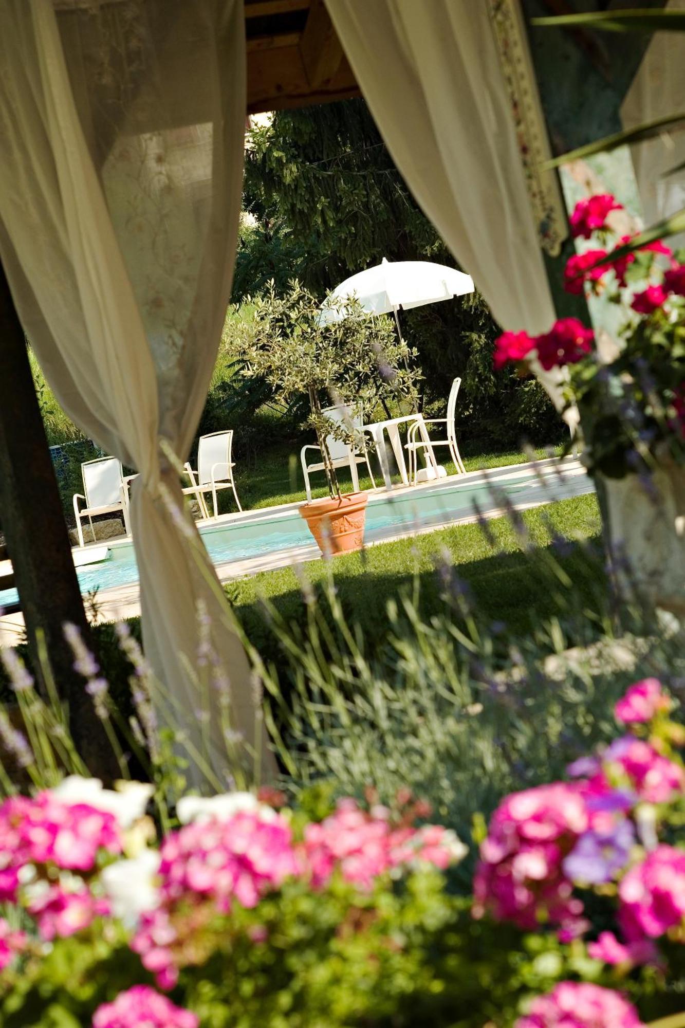 Hotel Logis Saint Simond